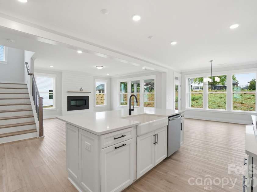 7144 Bil-Mar Drive, Harrisburg, NC 28075.  MLS# CAR4330715, YatesRealty ID 35039. Kitchen