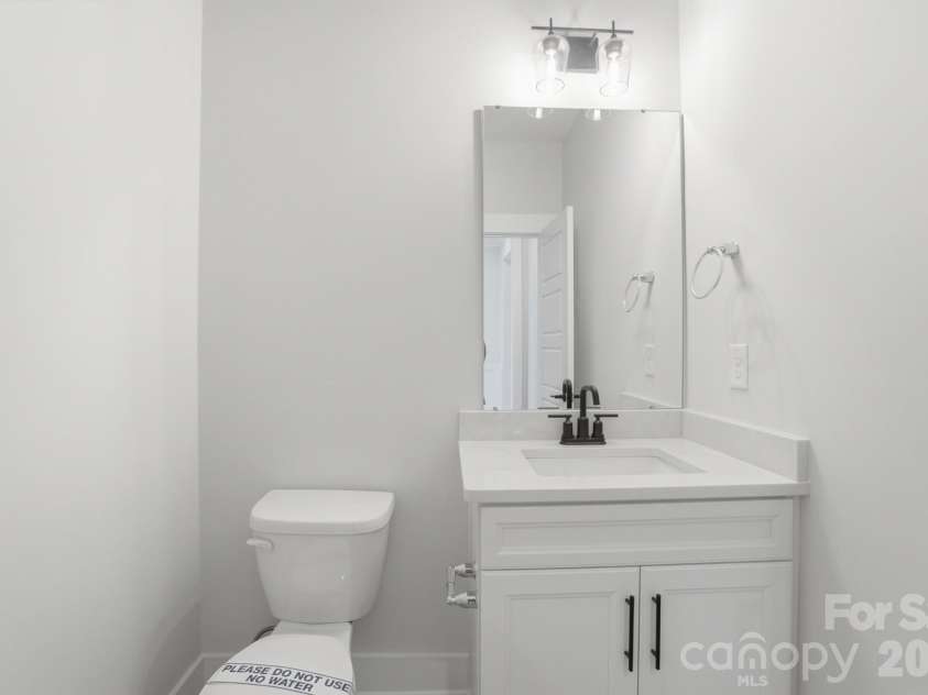 7144 Bil-Mar Drive, Harrisburg, NC 28075.  MLS# CAR4330715, YatesRealty ID 35039. Powder Bath