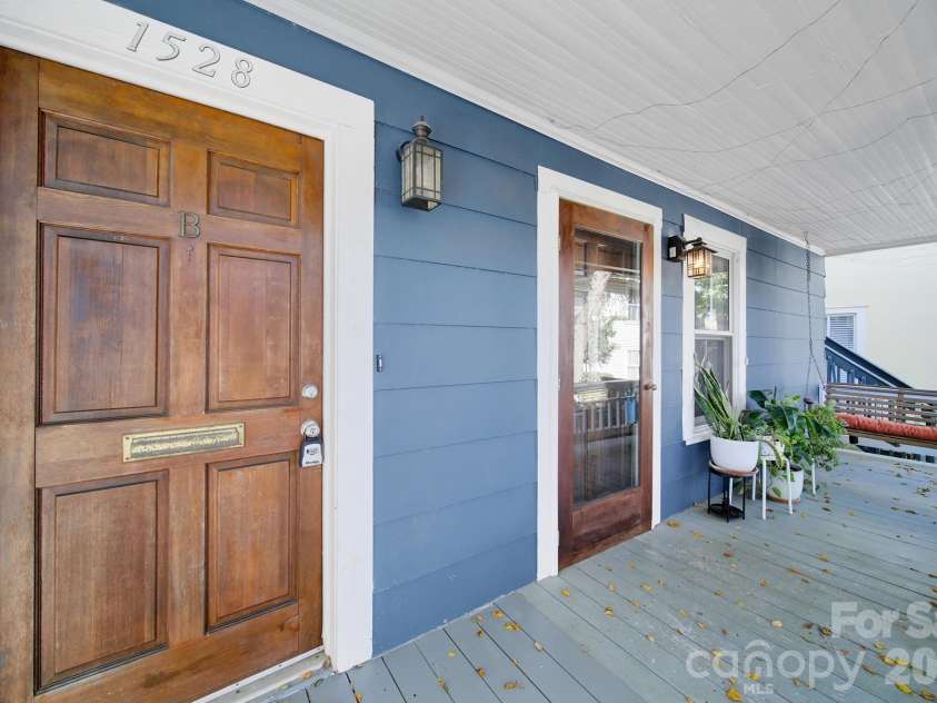 1528 Rensselaer Place, Charlotte, NC 28203.  MLS# CAR4319996, YatesRealty ID 3504. 