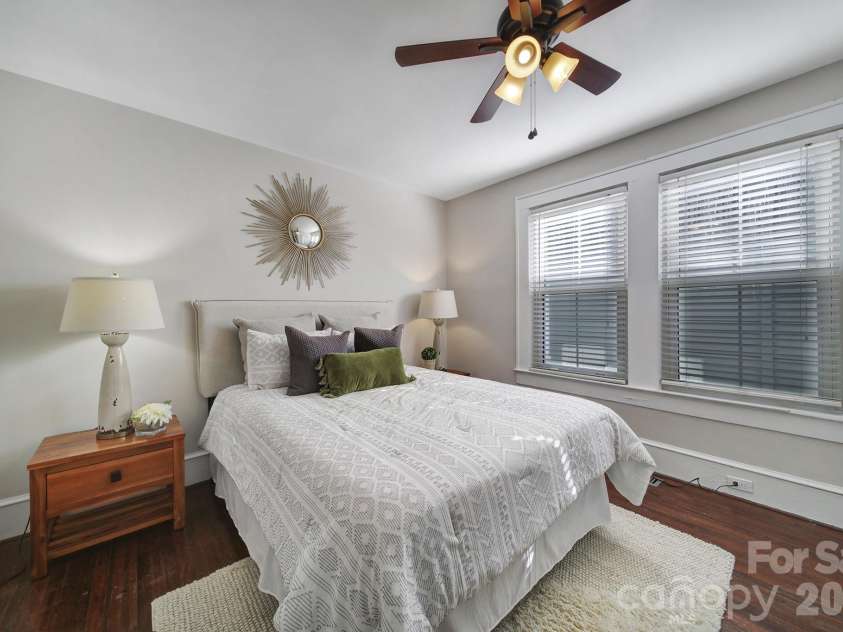1528 Rensselaer Place, Charlotte, NC 28203.  MLS# CAR4319996, YatesRealty ID 3504. 