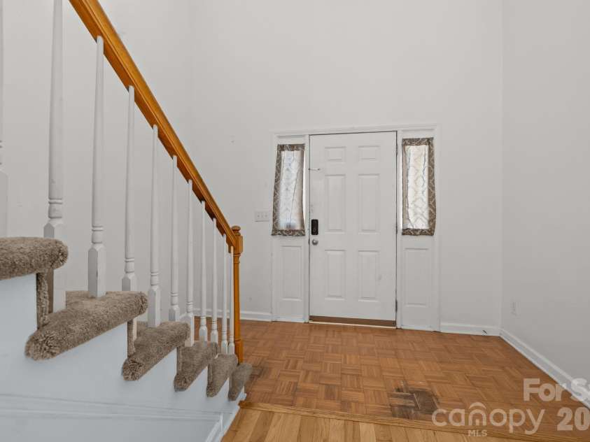 7132 Brighton Brook Drive, Charlotte, NC 28212.  MLS# CAR4336134, YatesRealty ID 3504. 