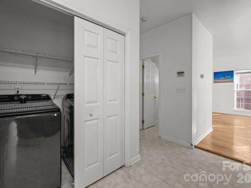 7132 Brighton Brook Drive, Charlotte, NC 28212.  MLS# CAR4336134, YatesRealty ID 3504. 