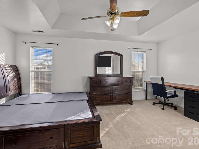 7132 Brighton Brook Drive, Charlotte, NC 28212.  MLS# CAR4336134, YatesRealty ID 3504. 