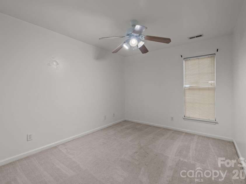 7132 Brighton Brook Drive, Charlotte, NC 28212.  MLS# CAR4336134, YatesRealty ID 3504. 