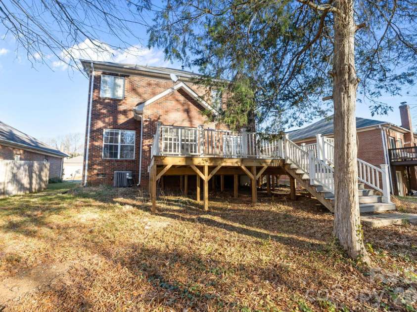 7132 Brighton Brook Drive, Charlotte, NC 28212.  MLS# CAR4336134, YatesRealty ID 3504. 