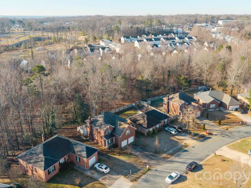 7132 Brighton Brook Drive, Charlotte, NC 28212.  MLS# CAR4336134, YatesRealty ID 3504. 