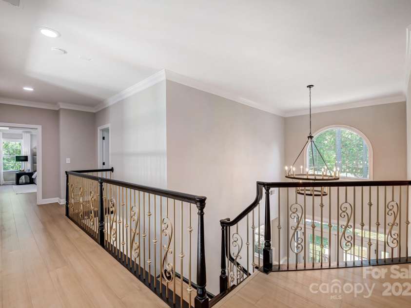 8707 Fairview Road, Charlotte, NC 28226.  MLS# CAR4252861, YatesRealty ID 35040. 