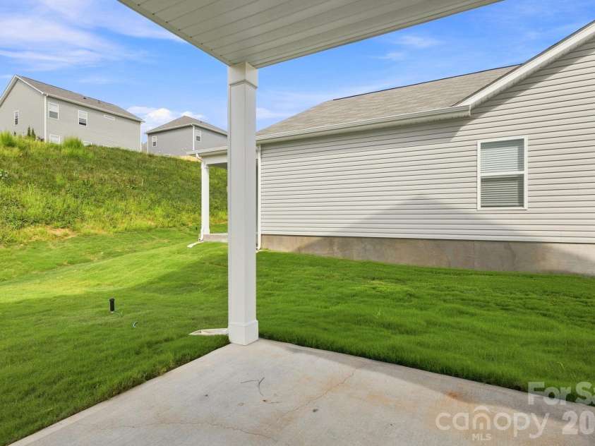 2324 Painted Trail, Catawba, NC 28609.  MLS# CAR4374601, YatesRealty ID 35041. 