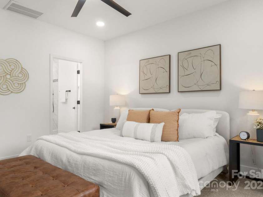 614 Hardin Road, Dallas, NC 28034.  MLS# CAR4290532, YatesRealty ID 35042. 