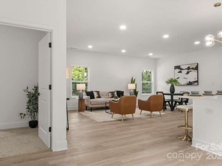 614 Hardin Road, Dallas, NC 28034.  MLS# CAR4290532, YatesRealty ID 35042. 