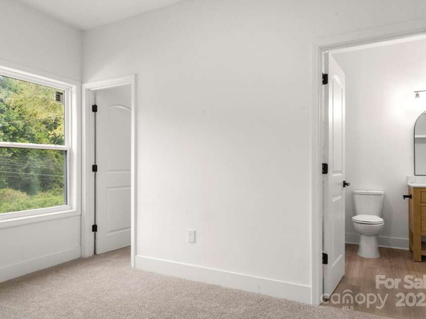 614 Hardin Road, Dallas, NC 28034.  MLS# CAR4290532, YatesRealty ID 35042. 