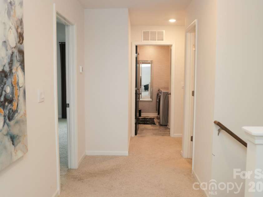 7121 Finnigan Road, Charlotte, NC 28215.  MLS# CAR4380735, YatesRealty ID 35043. 