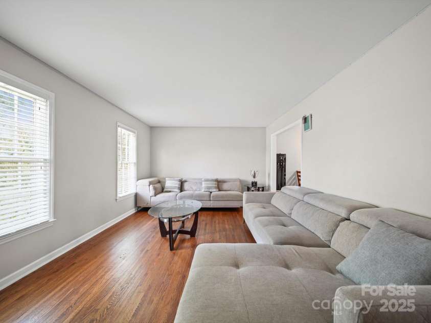 7335 Meadowdale Lane, Charlotte, NC 28212.  MLS# CAR4291836, YatesRealty ID 35043. 