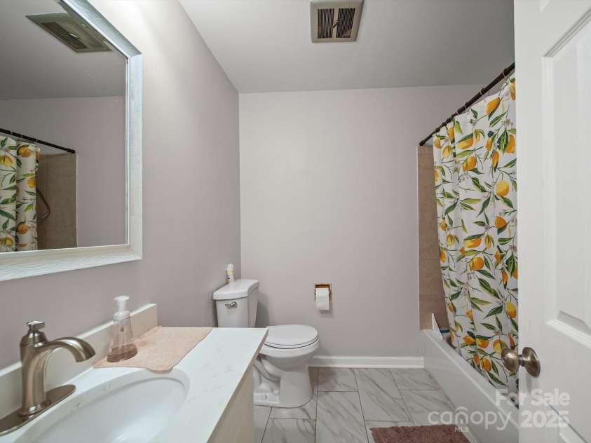 7335 Meadowdale Lane, Charlotte, NC 28212.  MLS# CAR4291836, YatesRealty ID 35043. 