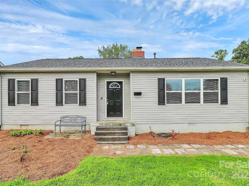 658 Rockwood Drive, Rock Hill, SC 29730.  MLS# CAR4293486, YatesRealty ID 35044. 
