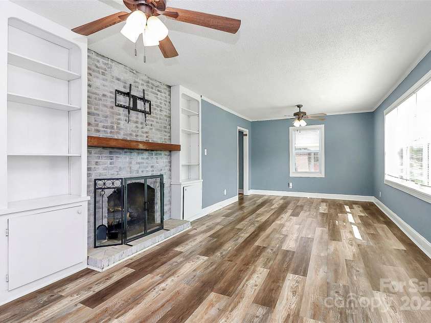 658 Rockwood Drive, Rock Hill, SC 29730.  MLS# CAR4293486, YatesRealty ID 35044. 