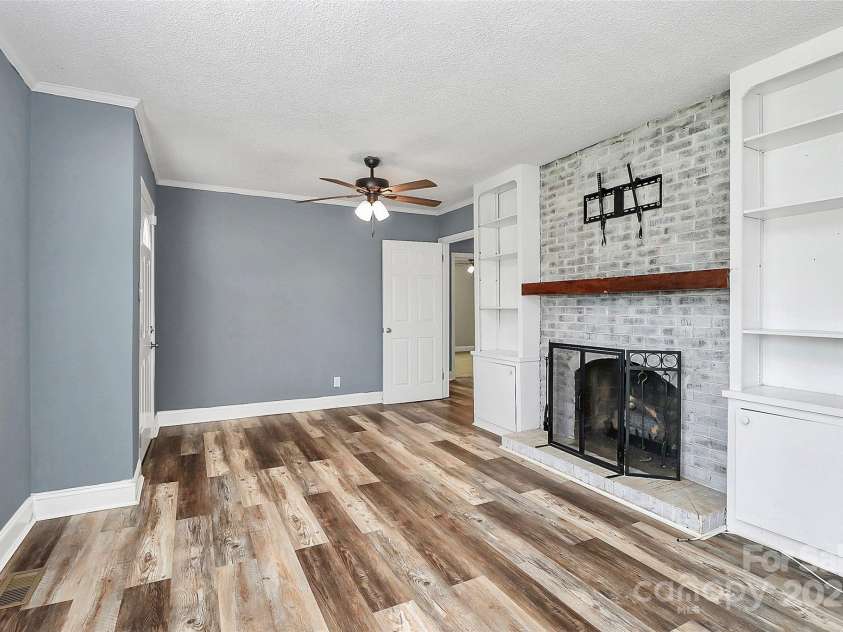 658 Rockwood Drive, Rock Hill, SC 29730.  MLS# CAR4293486, YatesRealty ID 35044. 