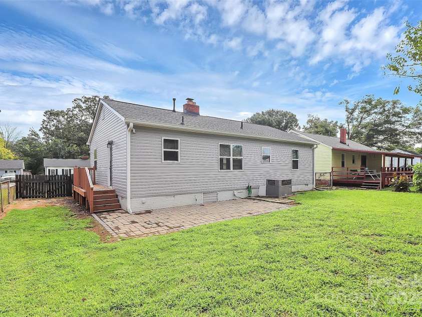 658 Rockwood Drive, Rock Hill, SC 29730.  MLS# CAR4293486, YatesRealty ID 35044. 