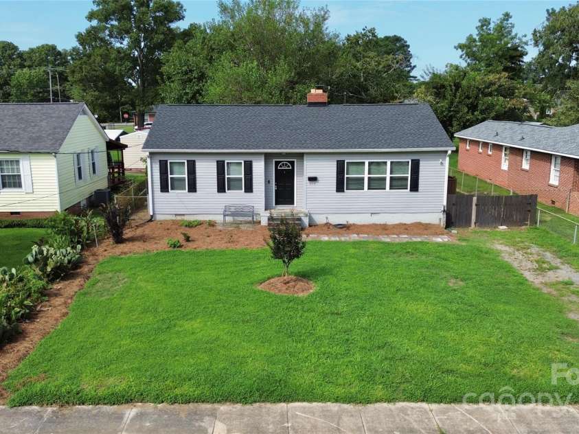 658 Rockwood Drive, Rock Hill, SC 29730.  MLS# CAR4293486, YatesRealty ID 35044. 