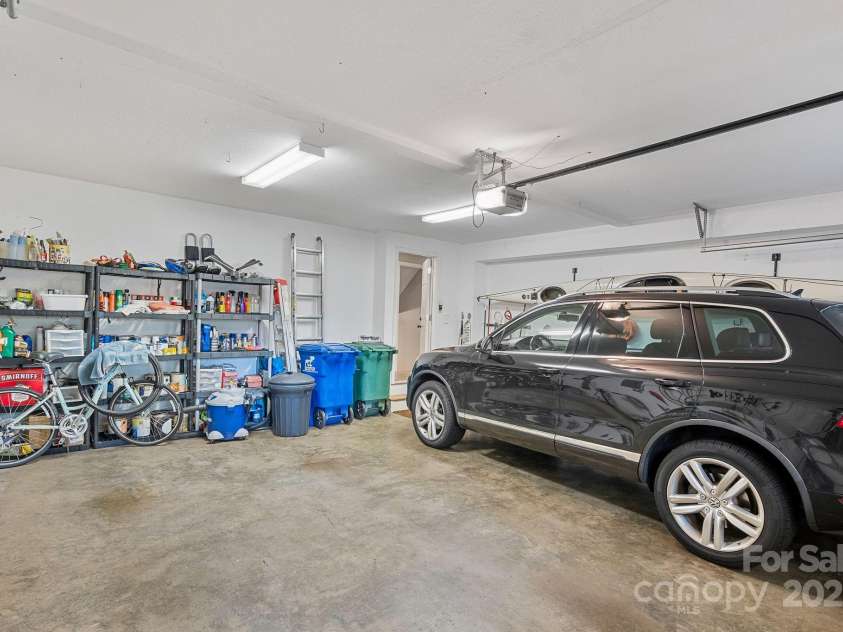 105 Weston Place, Asheville, NC 28803.  MLS# CAR4296439, YatesRealty ID 35047. 2 Car Garage