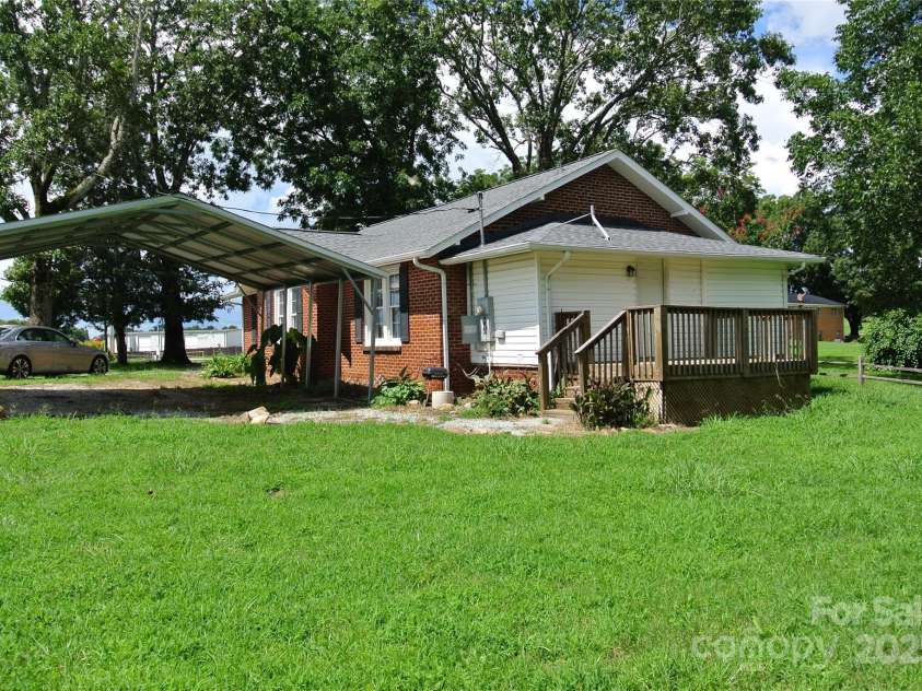 125 Faye Toney Road, Mooresboro, NC 28114.  MLS# CAR4292474, YatesRealty ID 35048. 