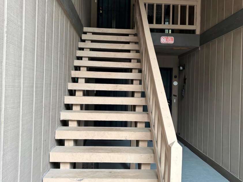 655 Overlook Drive, Spruce Pine, NC 28777.  MLS# CAR4310339, YatesRealty ID 3505. 