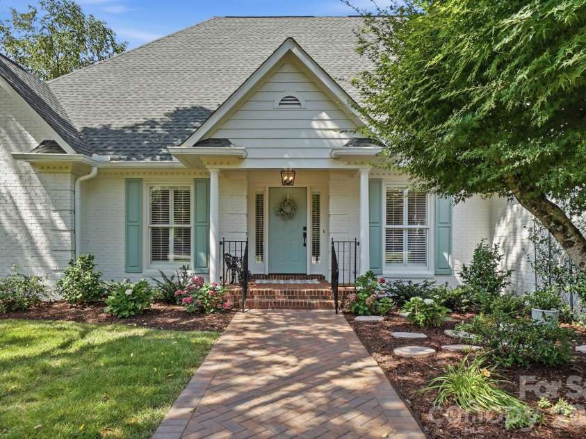 1136 Concord Road, Davidson, NC 28036.  MLS# CAR4397831, YatesRealty ID 35050. 