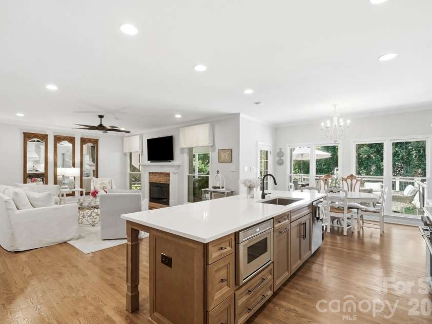 1136 Concord Road, Davidson, NC 28036.  MLS# CAR4397831, YatesRealty ID 35050. 