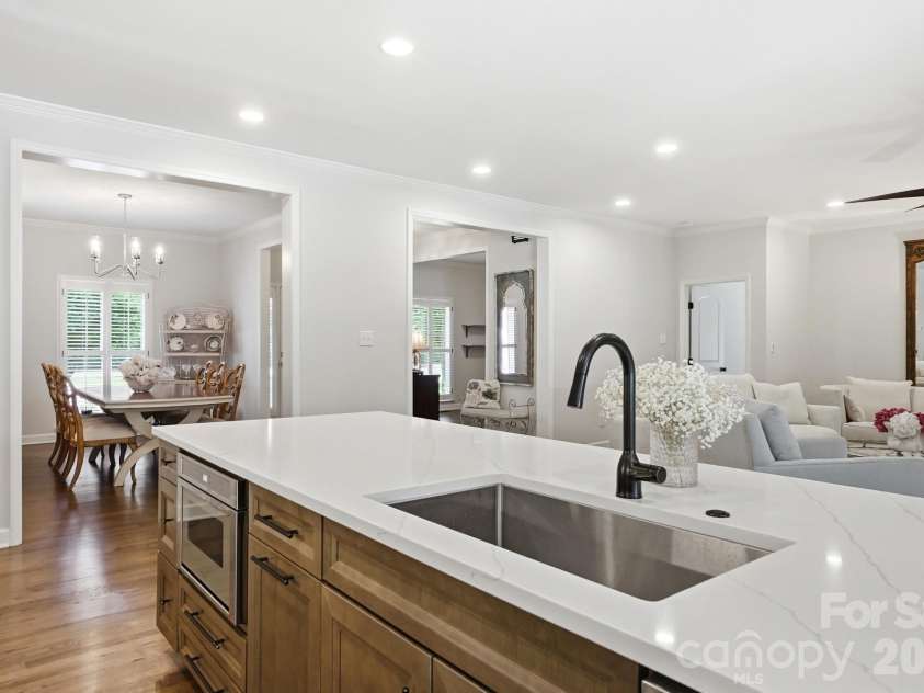 1136 Concord Road, Davidson, NC 28036.  MLS# CAR4397831, YatesRealty ID 35050. 