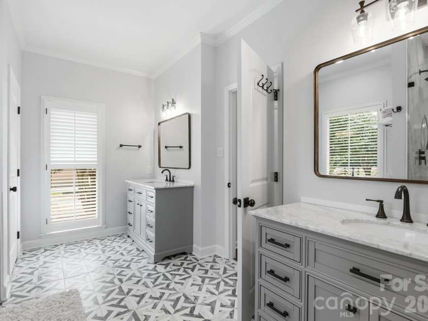 1136 Concord Road, Davidson, NC 28036.  MLS# CAR4397831, YatesRealty ID 35050. 
