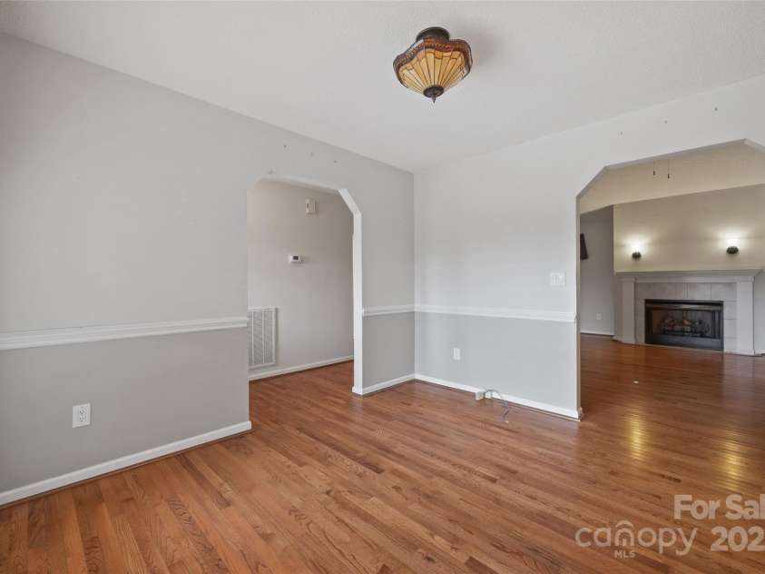 256 Victoria Circle, York, SC 29745.  MLS# CAR4296483, YatesRealty ID 35050. 