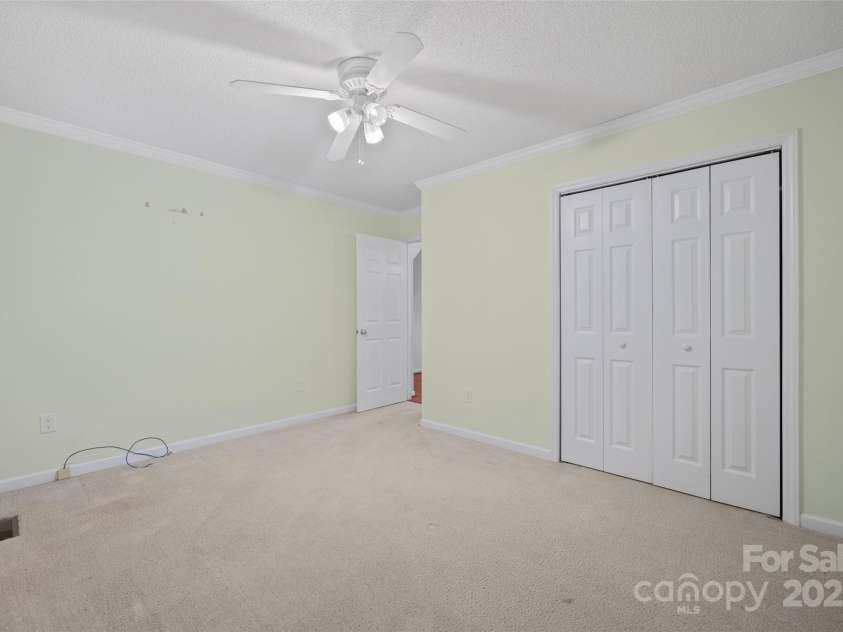 256 Victoria Circle, York, SC 29745.  MLS# CAR4296483, YatesRealty ID 35050. 