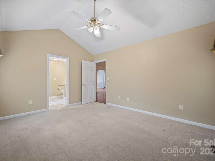 256 Victoria Circle, York, SC 29745.  MLS# CAR4296483, YatesRealty ID 35050. 