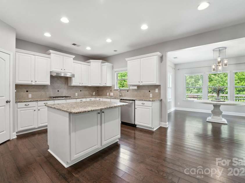285 Waterlynn Road, Mooresville, NC 28115.  MLS# CAR4293919, YatesRealty ID 35051. 