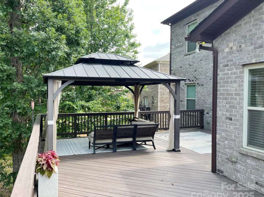 285 Waterlynn Road, Mooresville, NC 28115.  MLS# CAR4293919, YatesRealty ID 35051. 