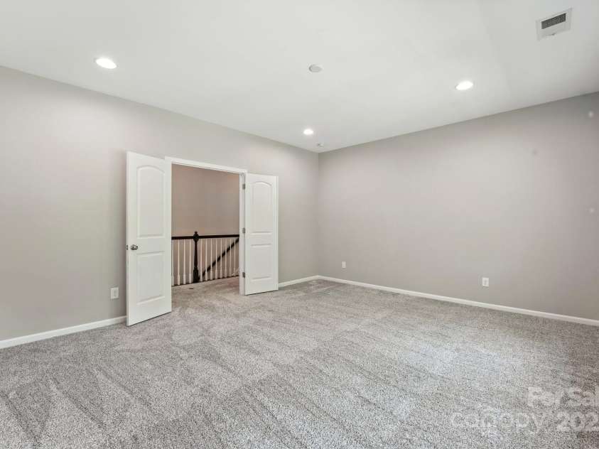 285 Waterlynn Road, Mooresville, NC 28115.  MLS# CAR4293919, YatesRealty ID 35051. 