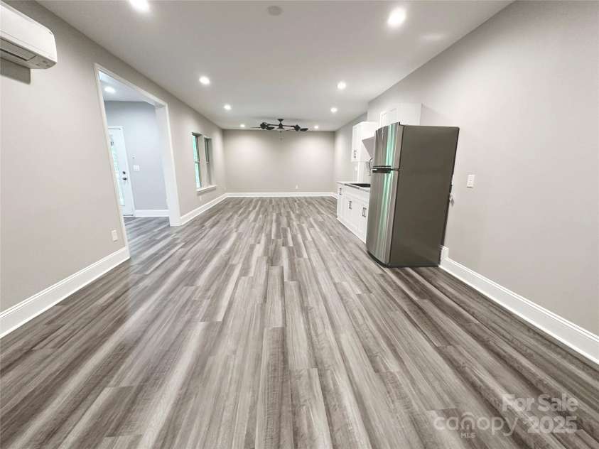 285 Waterlynn Road, Mooresville, NC 28115.  MLS# CAR4293919, YatesRealty ID 35051. 