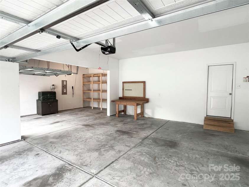 285 Waterlynn Road, Mooresville, NC 28115.  MLS# CAR4293919, YatesRealty ID 35051. 