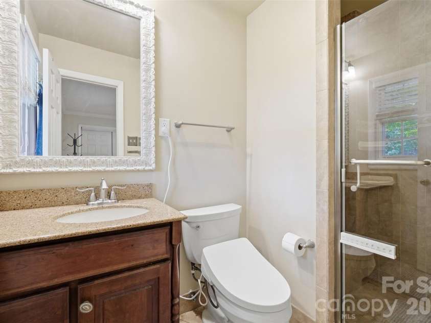 6108 Mallard Drive, Charlotte, NC 28227.  MLS# CAR4396420, YatesRealty ID 35051. 