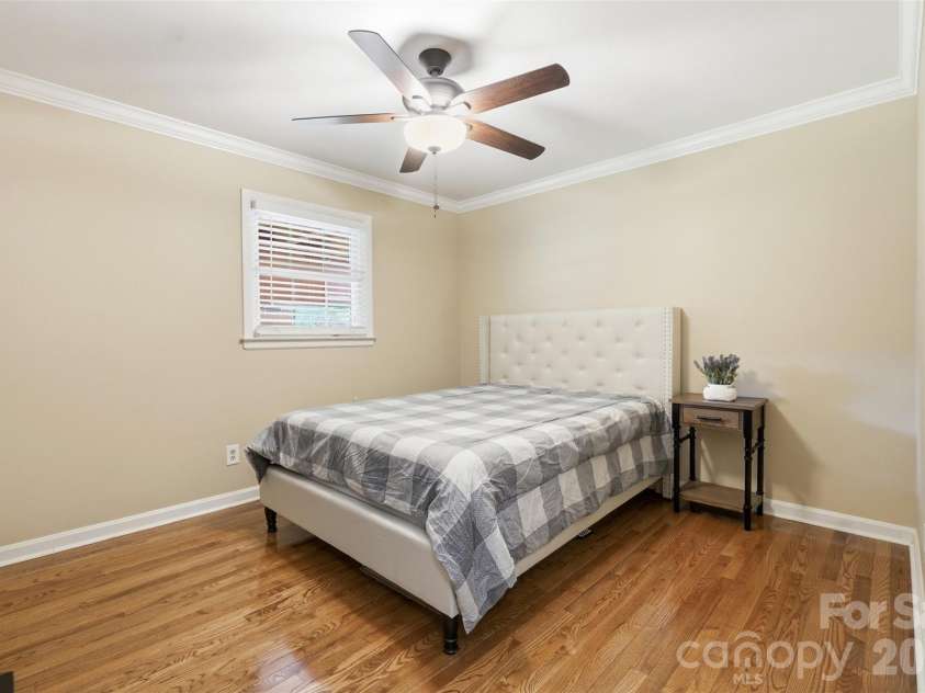 6108 Mallard Drive, Charlotte, NC 28227.  MLS# CAR4396420, YatesRealty ID 35051. 