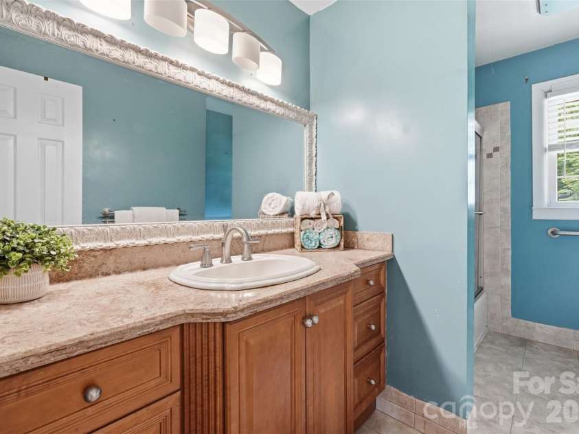 6108 Mallard Drive, Charlotte, NC 28227.  MLS# CAR4396420, YatesRealty ID 35051. 