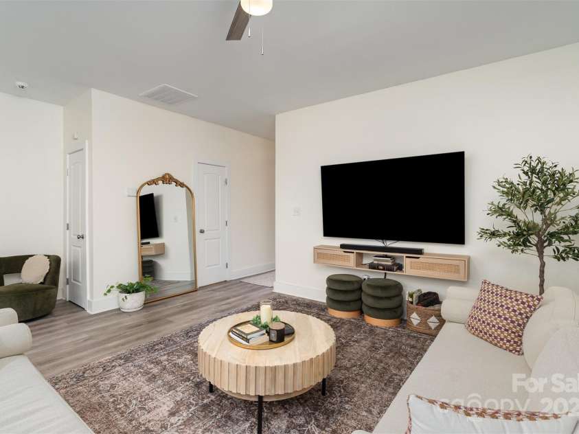 1052 Mclain Road, Kannapolis, NC 28083.  MLS# CAR4288996, YatesRealty ID 35053. 