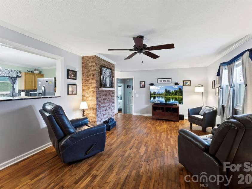 810 Bradley Road, Dallas, NC 28034.  MLS# CAR4391649, YatesRealty ID 35054. 