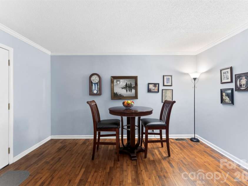 810 Bradley Road, Dallas, NC 28034.  MLS# CAR4391649, YatesRealty ID 35054. 