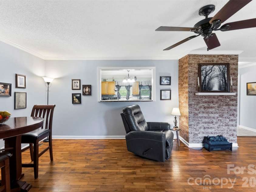 810 Bradley Road, Dallas, NC 28034.  MLS# CAR4391649, YatesRealty ID 35054. 