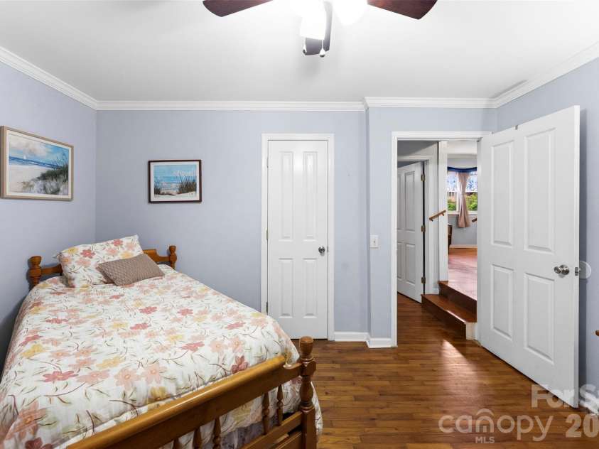 810 Bradley Road, Dallas, NC 28034.  MLS# CAR4391649, YatesRealty ID 35054. 