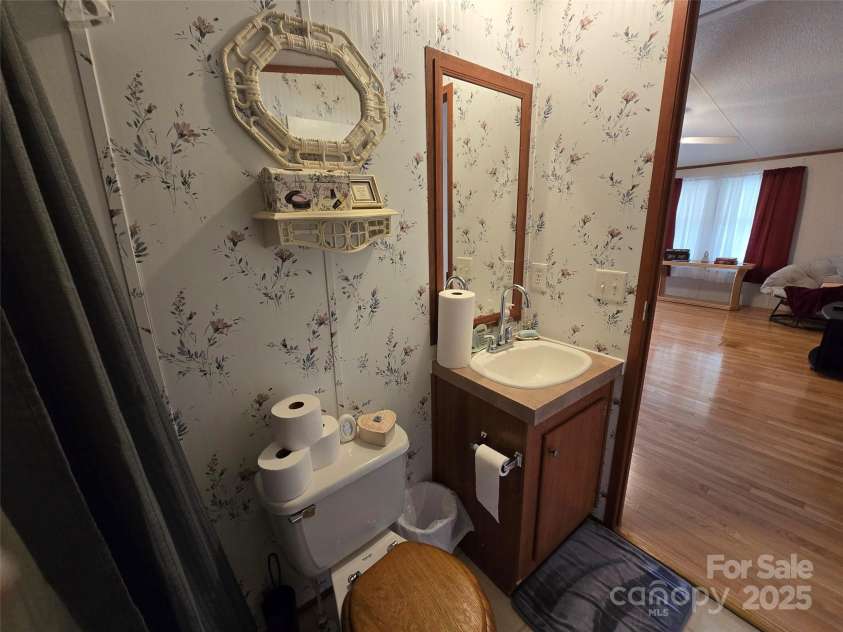 515 McCaskill Road, Biscoe, NC 27209.  MLS# CAR4295644, YatesRealty ID 35055. 