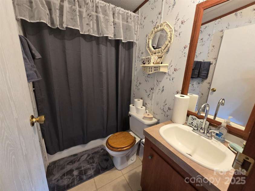 515 McCaskill Road, Biscoe, NC 27209.  MLS# CAR4295644, YatesRealty ID 35055. 