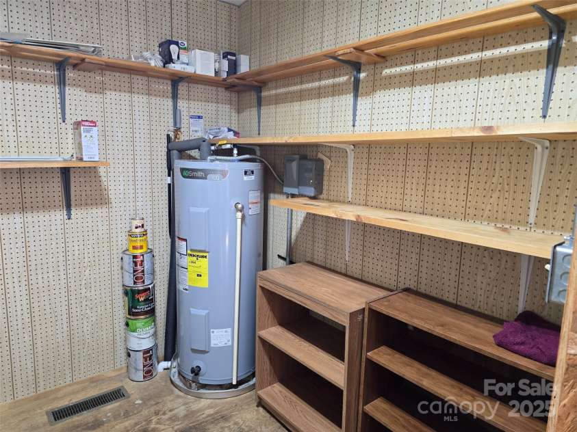 515 McCaskill Road, Biscoe, NC 27209.  MLS# CAR4295644, YatesRealty ID 35055. 