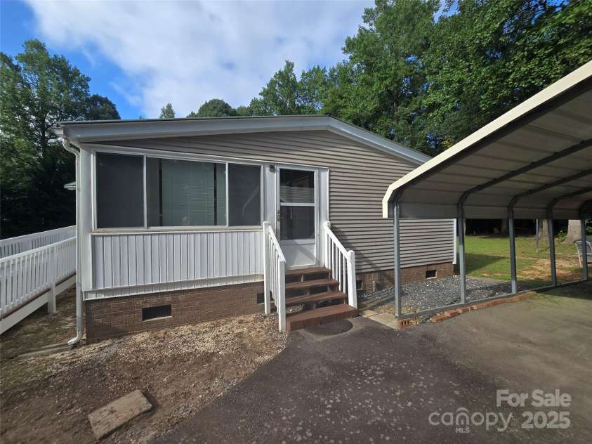 515 McCaskill Road, Biscoe, NC 27209.  MLS# CAR4295644, YatesRealty ID 35055. 